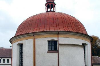 pohled od jihu ( © Pavel Zany Komárek 19.10. 2003)