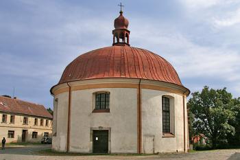 Hlavní portál ( © Luděk Pitter 09/2006)