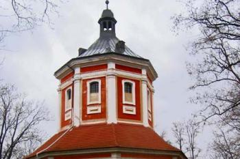 Kaple Nanebevzetí Panny Marie u Schořova ( © Pavel Vítek 03/2007)
