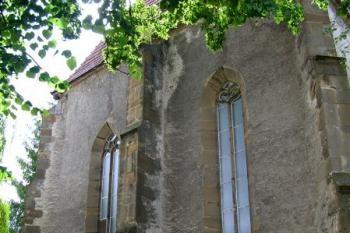 Severní kaple kostela ( © Jan P. Štěpánek 08/2006)