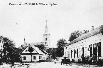 Pohled na náves s kostelem ve 20. letech 20. století ( © Pozdrav z Frýdecko-Místecka (V. Peter))