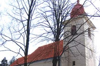 Noutonický kostel Narození sv. Jana Křtitele ( © Pavel Vítek 04/2007)