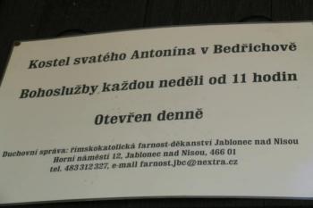 Kostel sv. Antonína, Bedřichov (© Hana Kubikova, 04/2007)