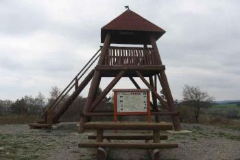 Rozhledna Babylon (© Ilona Telaříková, 04/2007)
