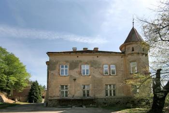 Západní průčelí ( © Luděk Pitter 04/2007)