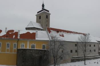 Hrad z mostu přes Otavu ( © Ivan Grisa 12/2010)