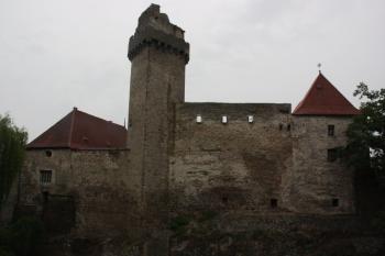 Západní čelo hradu ( © Ivan Grisa 05/2011)