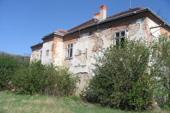 jižní část zámku (© D Dohňanský, 04/2015)