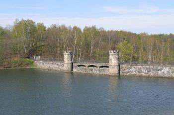 Přehrada Fojtka (© Hana Kubikova, 04/2007)
