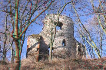 Torzo zdi od cesty ( © Jiří Čížek 03/2005)