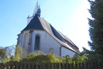 Kostel Narození Panny Marie v Miličíně ( © Pavel Vítek 04/2007)