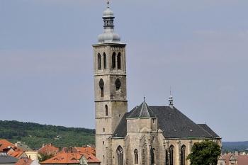 kostel sv. Jakuba - pohled od Jezuitské koleje ( © Radovan Smokoň 07/2010)
