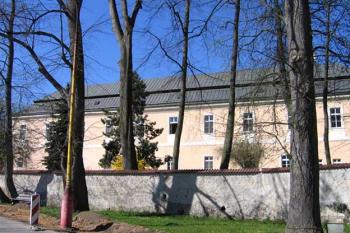 Zámek v Kardašově Řečici ( © Pavel Vítek 04/2007)