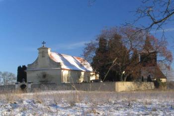 Kostel sv. Jiří (© Petr Pokorný, 12/2007)