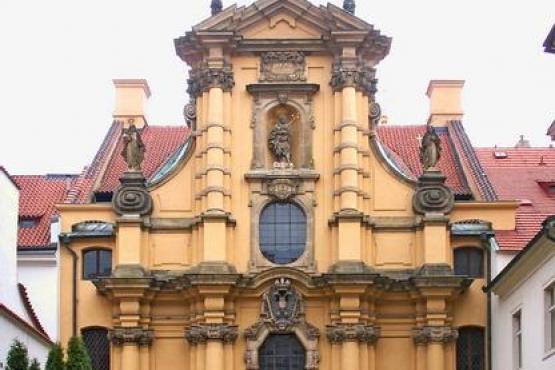 klášter bosých karmelitánek s kostelem sv. Josefa