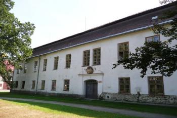 zahradní průčelí severního křídla zámku ( © Jan P. Štěpánek 08/2008)