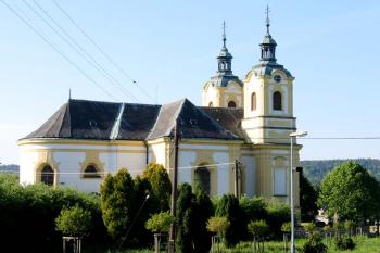 Kostel Povýšení sv. Kříže v Ostružnu u Jičína ( © Pavel Vítek 05/2007)