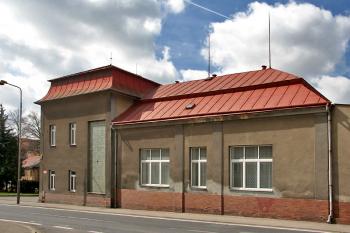 Od severovýchodu ( © Luděk Pitter 04/2007)