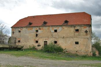 Sýpka od východu ( © Luděk Pitter 04/2007)