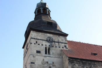 Věž od jihu ( © Ivan Grisa 08/2009)