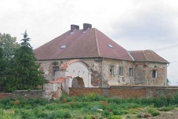 Žáky - nový zámek ( © Pavel Vítek 05/2007)