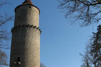 Zvíkov - bergfrit (© Robert Šebl, 04/2007)