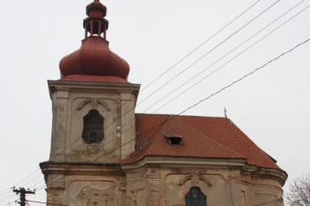 Kostel od západu ( © Ivan Grisa 02/2011)