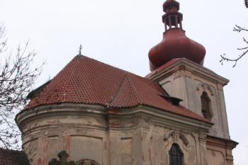 Kostel od jihovýchodu ( © Ivan Grisa 02/2011)