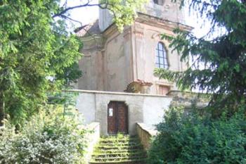 Kostel Narození Panny Marie v Poříčanech ( © Pavel Vítek 05/2007)