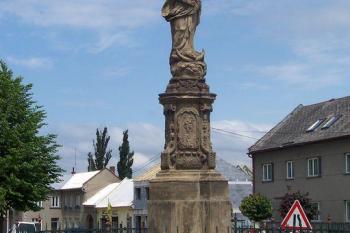 Socha Panny Marie v Náměšti na Hané (© Ivo Rozehnal, 05/2007)