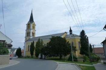 kostel sv. Kunhuty (© František Kinař, 08/2014)