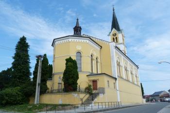 kostel sv. Kunhuty (© František Kinař, 08/2014)