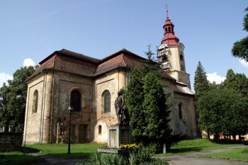 park se sochou Josefa II. (© Stanislav Drda, 07/2009)