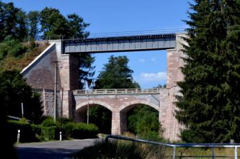 viadukt (© Daniel Šmidrkal, 08/2015)