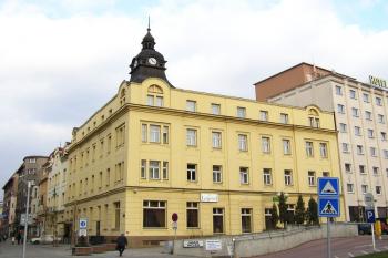 Starší část hotelu Imperial ( © Jan P. Štěpánek 03/2007)