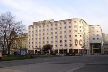 Hotel Imperial z ulice 28. října ( © Jan P. Štěpánek 03/2007)