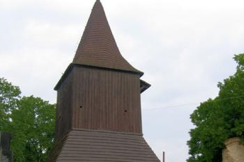 Zvonice u kostela sv. Štěpána ( © Pavel Vítek 05/2007)