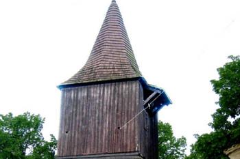 Zvonice u kostela sv. Štěpána ( © Pavel Vítek 05/2007)