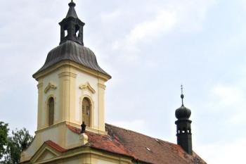 Kostel Nanebevzetí Panny Marie ( © Pavel Vítek 05/2007)