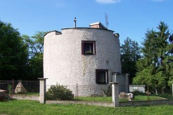 Větrný mlýn Na Plánivé - Dětkovice (© Ivo Rozehnal, 06/2007)