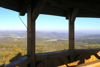 Strážný vrch u Merboltic (© Václav Čermák, 10/2007)