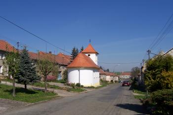 Skalka - Kape sv.Jana Křtitele (© Ivo Rozehnal, 04/2011)