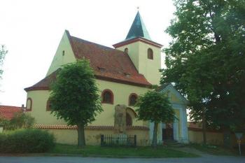 Pohled od hospodu u Sejků (© Milan Caha, 06/2007)