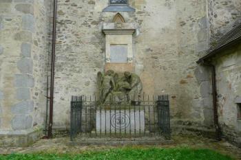 Kostel Nanebevzetí Panny Marie (© Jaroslav Šefčík, 09/2009)