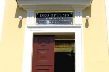 Kostel sv. Vavřince v Olešnici ( © Pavel Vítek 06/2007)
