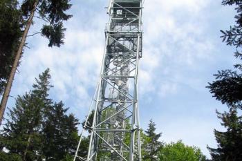 Železná konstrukce rozhledny (© Jiří Cukr, 05/2009)
