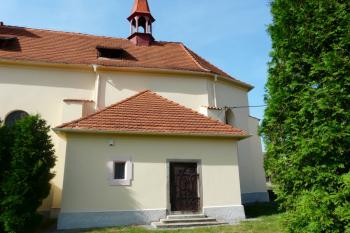 Kostel sv. Jiří v Pertolticích (© Jaroslav Šefčík, 05/2009)