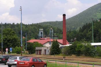 Areál bývalé Arcibiskupské pily na Ostravici ( © Jan P. Štěpánek 06/2007)