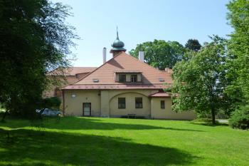 zámek Hoješín (© Vlastislav Mareček, 05/2016)