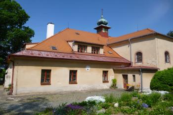 zámek Hoješín (© Vlastislav Mareček, 05/2016)